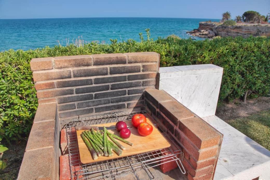 הוילה Vinarós Casa Vesalia A 1A Linea De Mar Con Aa Y Wi-Fi. מראה חיצוני תמונה